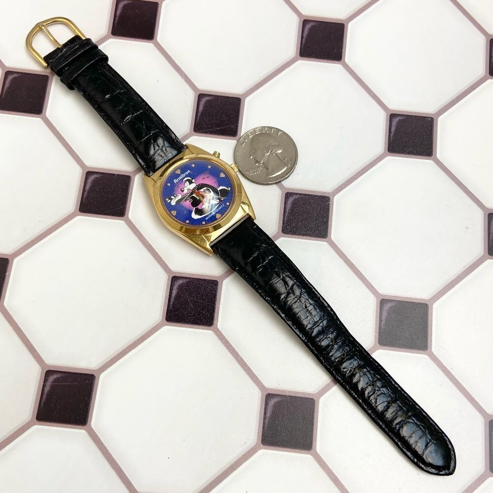 Vintage Armitron x Looney Tunes Pepe Le Pew Musical Watch “…Mood for Love” 🎵 - Picture 10 of 17